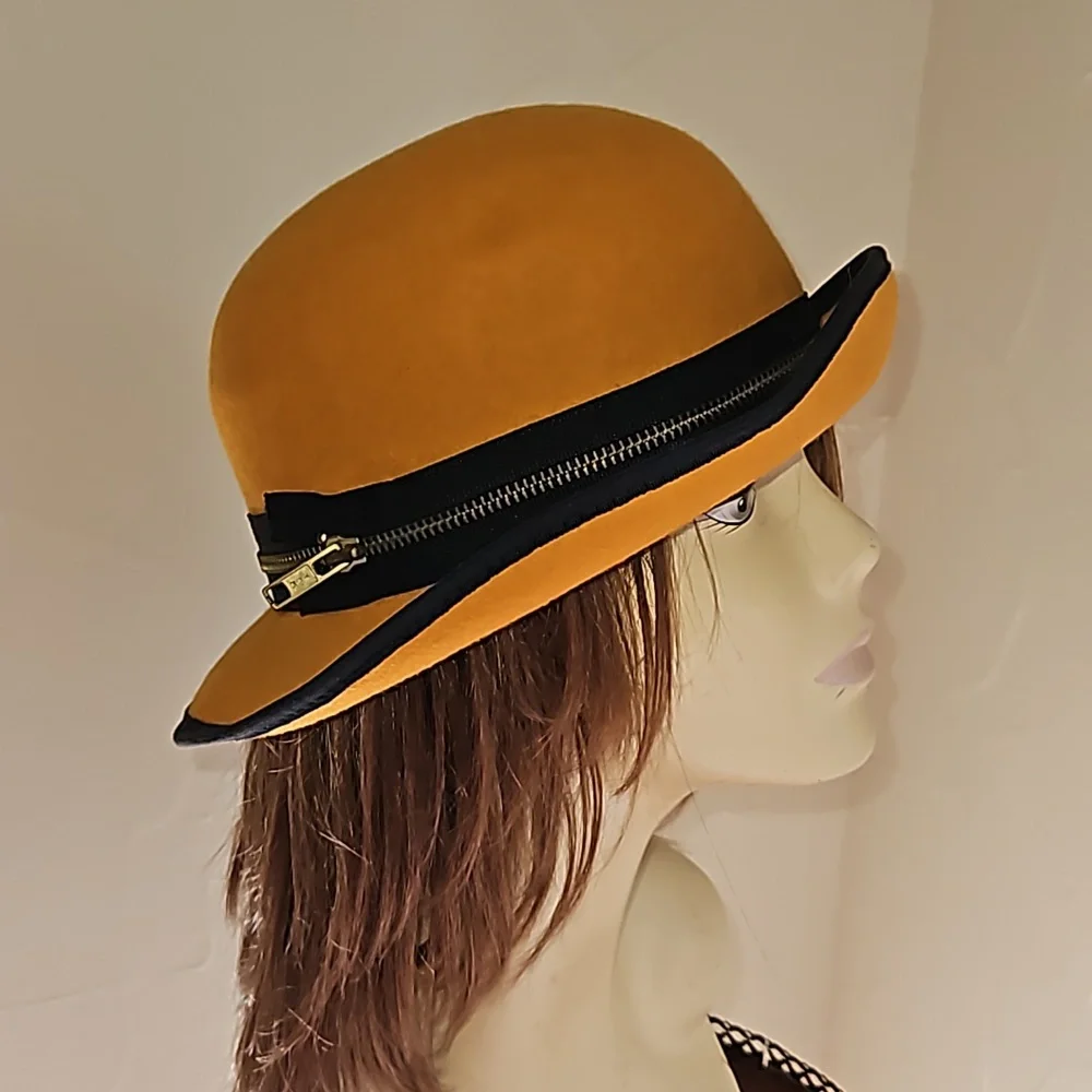 GOLD BLACK ZIPPER HAT Street‎ Smart BY BETMAR Made in USA